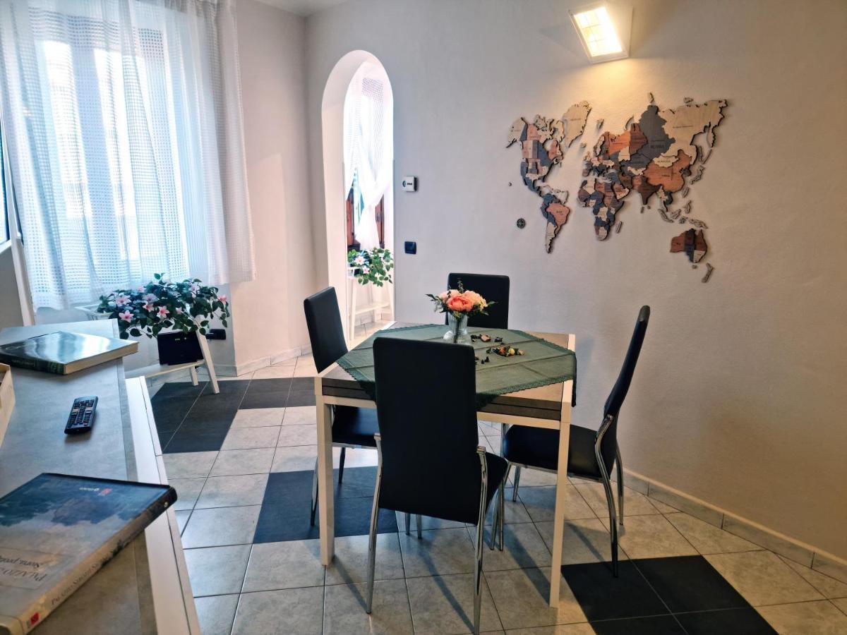 Dimora Del Viaggiatore Prato  Bagian luar foto