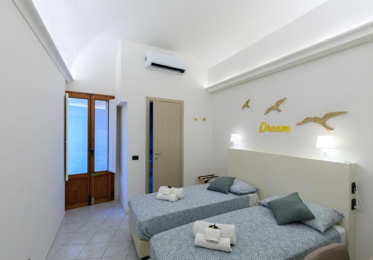 Dimora Del Viaggiatore Prato  Bagian luar foto